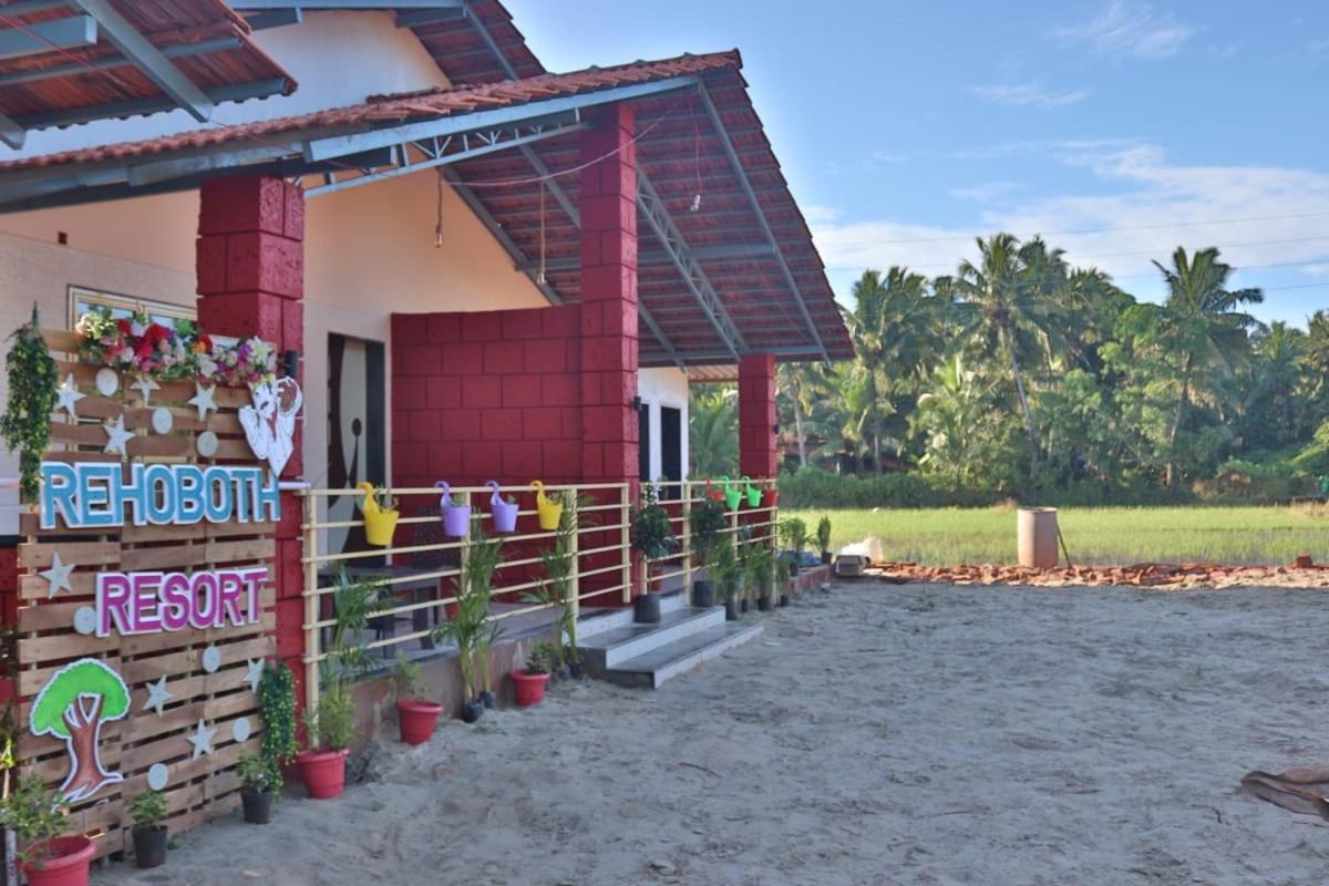 Rehoboth Resort Malvan Exterior photo